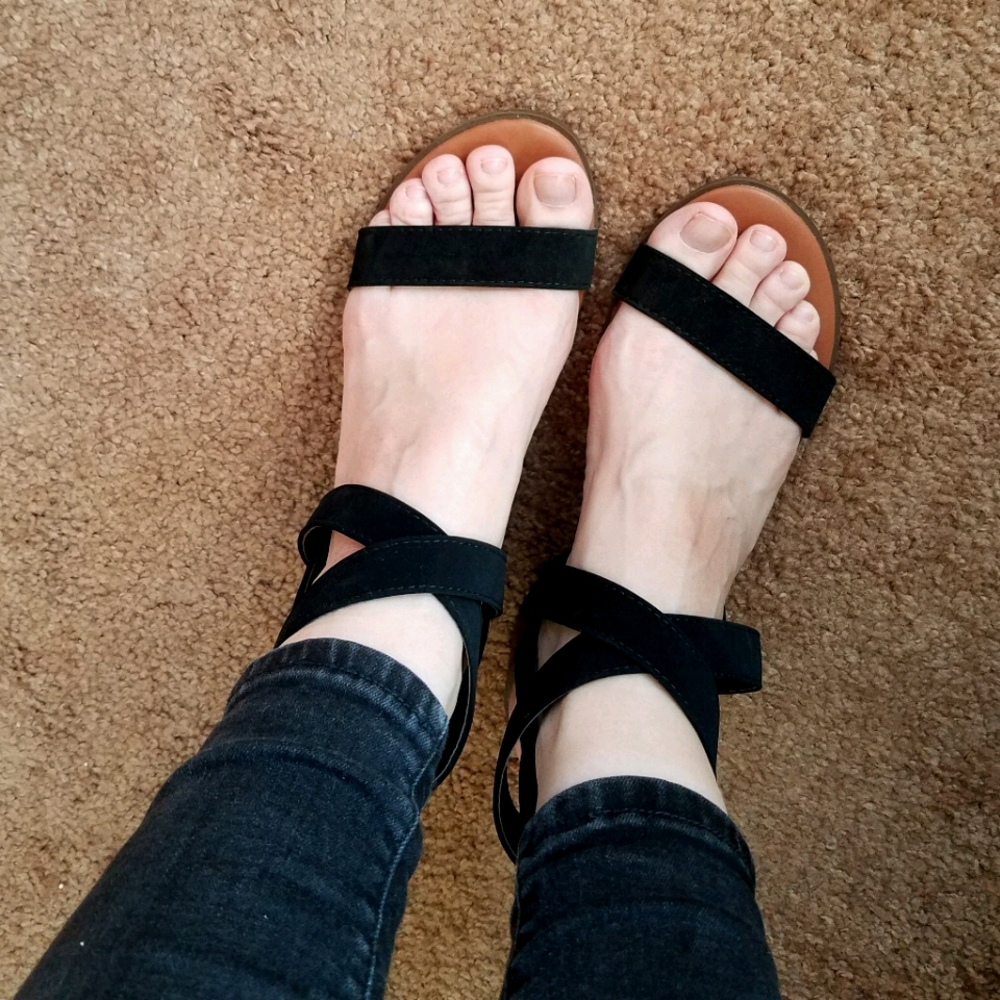Cute and Comfy Black Criss Cross Low Heels
